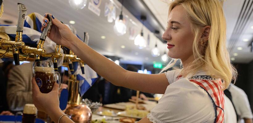 Ο Πρέσβης της Γερμανίας εγκαινίασε το νέο κατάστημα Beer & Beer