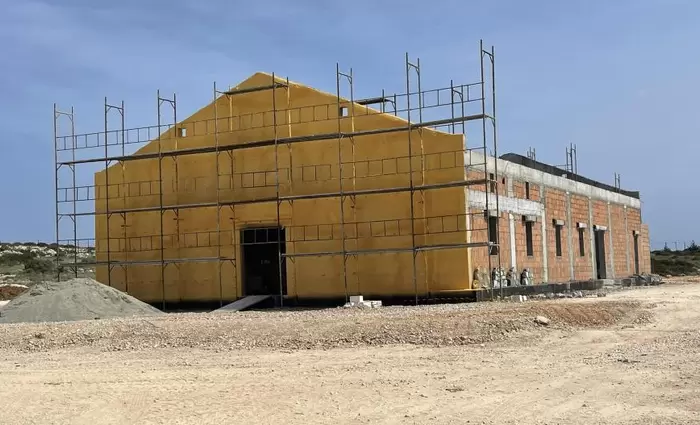 Αγνόησαν τη νομοθεσία χτίζοντας παράνομα μοναστήρι στο Κάβο Γκρέκο (βίντεο)