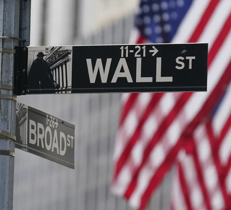 Wall Street: Πάρτι με «κέρασμα» από τον Μπέσεντ – Νέο ιστορικό υψηλό για τον S&P 500