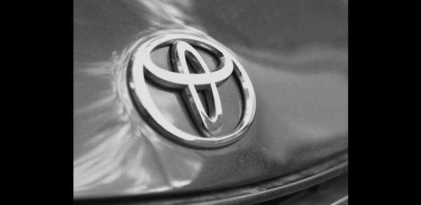 Toyota: Buyback 6,3 δισ. δολαρίων και υψηλότερες προβλέψεις κερδών