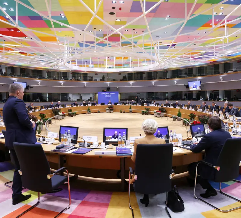 Συναγερμός σε Eurogroup και ΕΚΤ - Ο πόλεμος φουντώνει τον πληθωρισμό