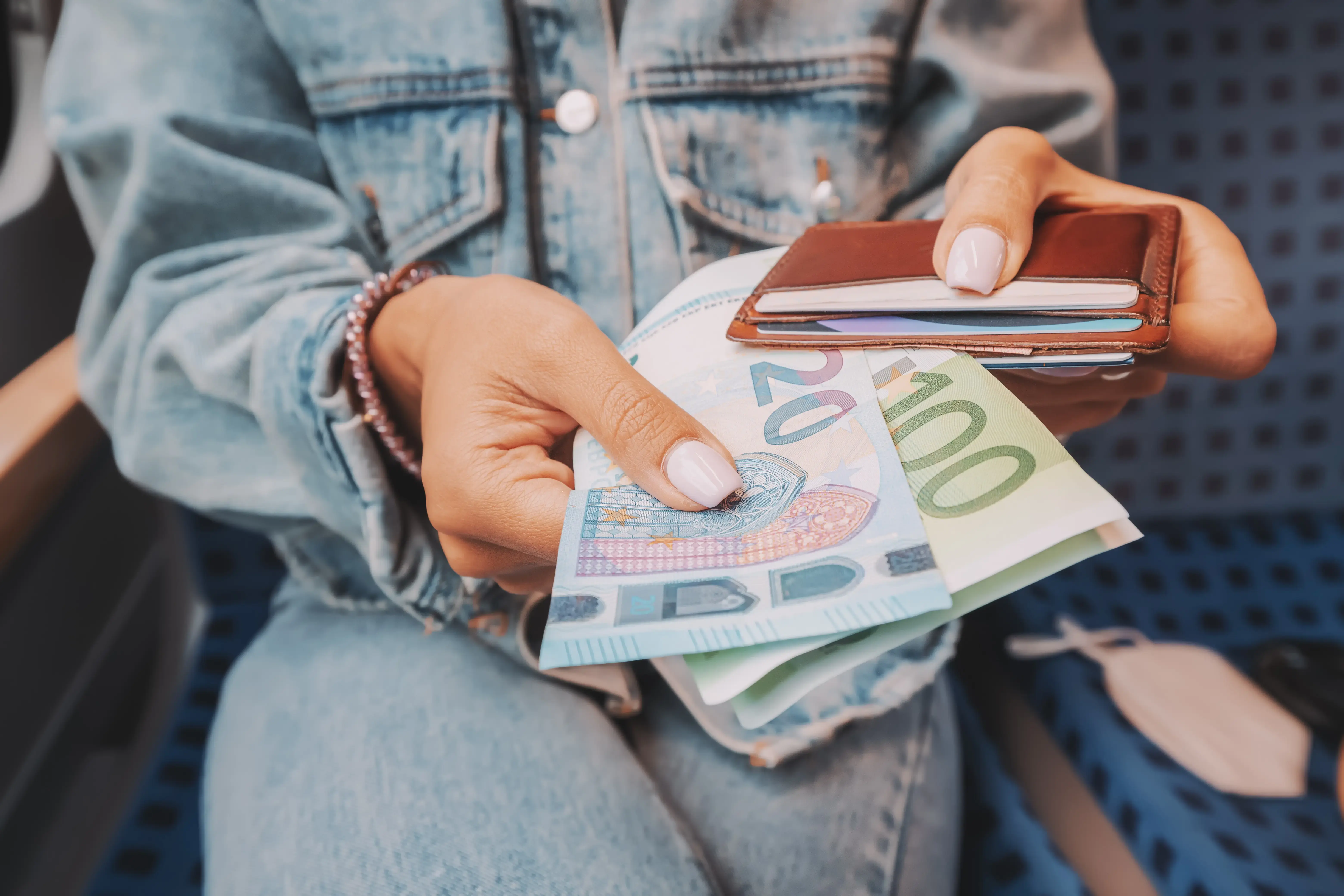 Αύξηση 7,8% σε αξία και 5,8% σε όγκο στο λιανικό εμπόριο τον Μάρτιο