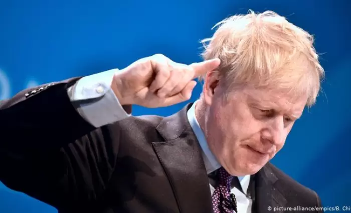 Αποδοχή της πρότασής του για το Brexit ζητεί από την ΕΕ ο Τζόνσον