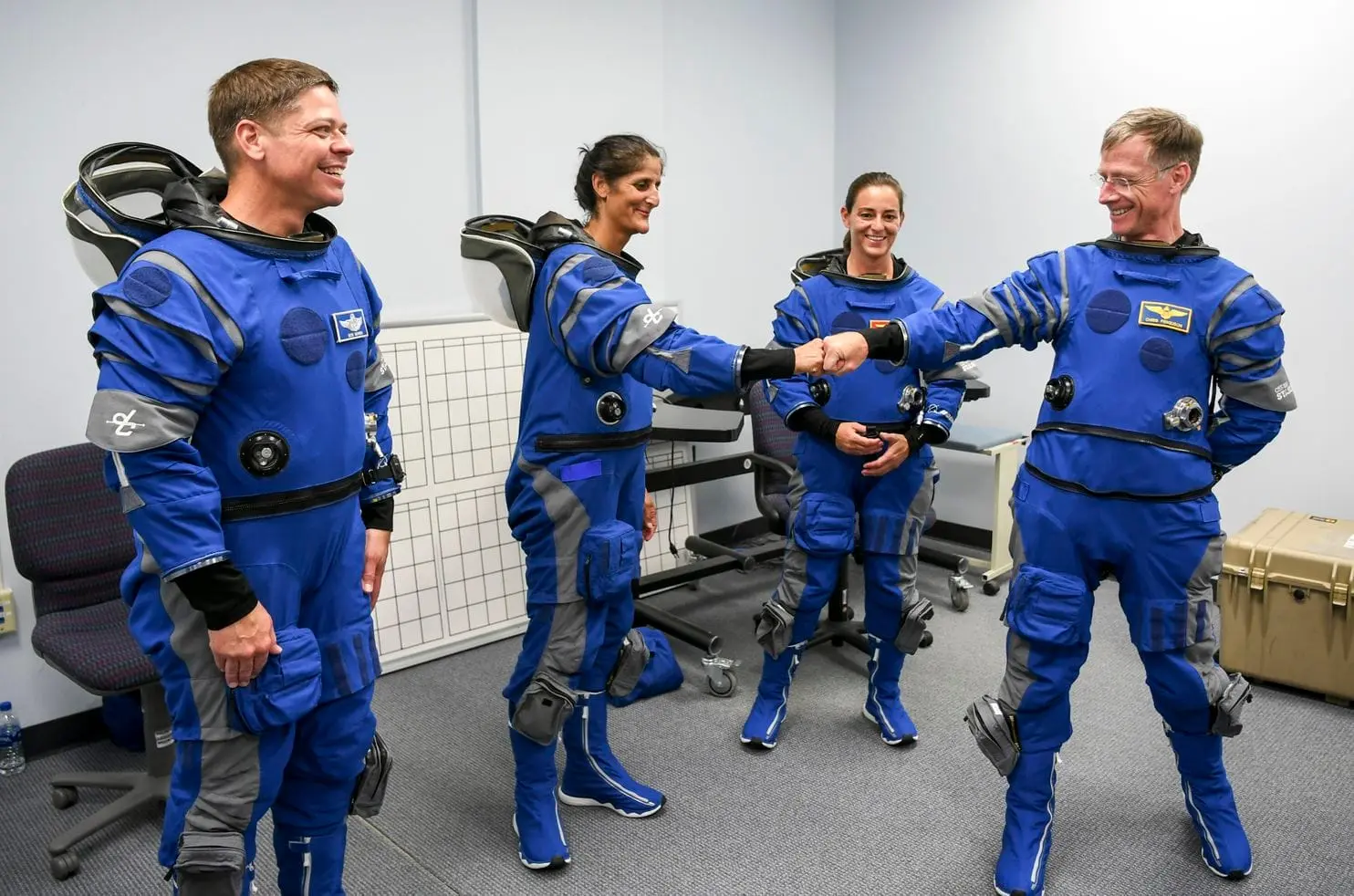 Υπερσύγχρονες στολές νέας γενιάς για την NASA