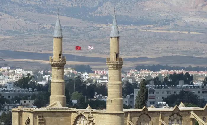 Ποιες επιχειρήσεις ανοίγουν σταδιακά στα κατεχόμενα