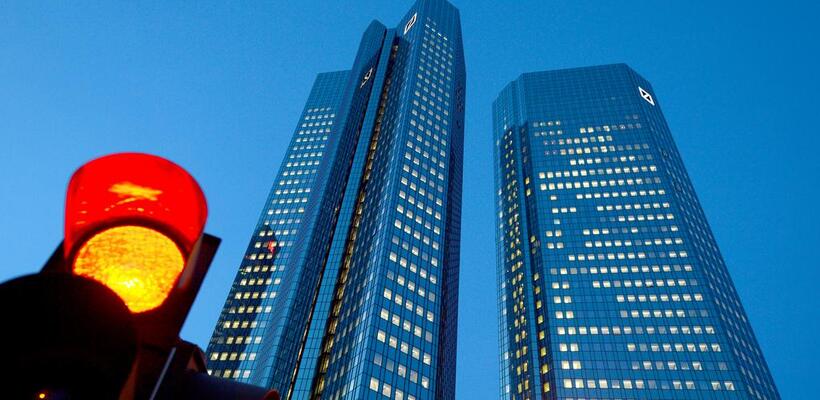 Bloomberg: Deutsche Bank και JPMorgan φιγουράρουν στις ύποπτες συναλλαγές