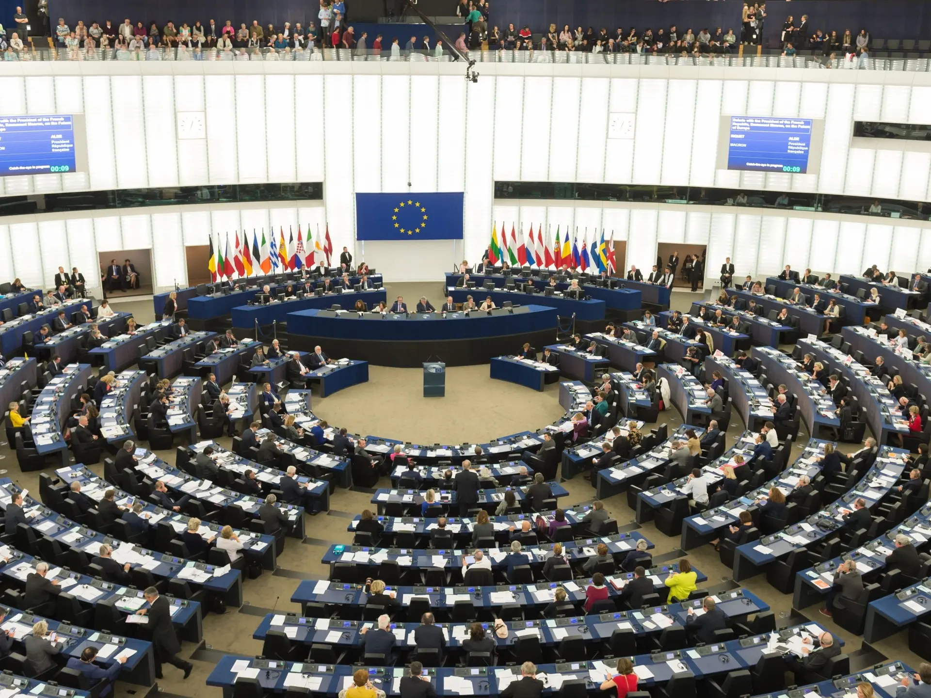 Έτσι θα γίνει η κατανομή των εδρών του Ευρωκοινοβουλίου μετά τις εκλογές