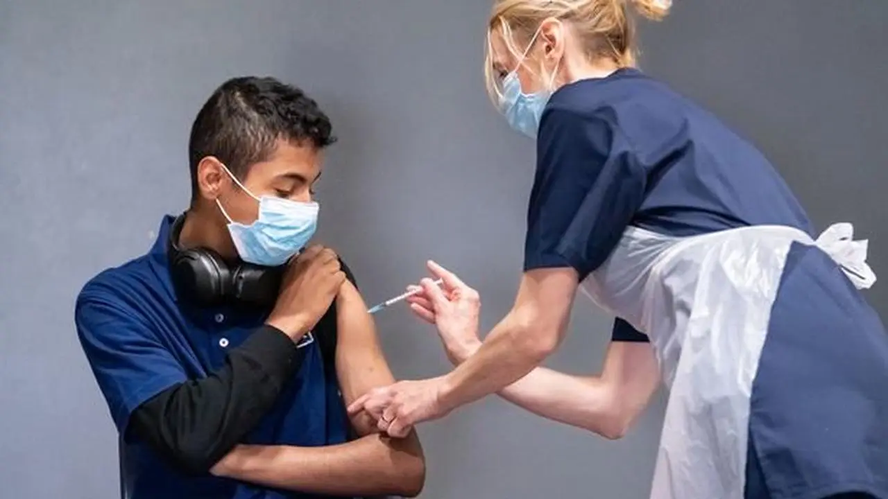 Εμβολιαστική κάλυψη και θάνατοι από κορωνοϊό - Τι λένε τα δεδομένα;