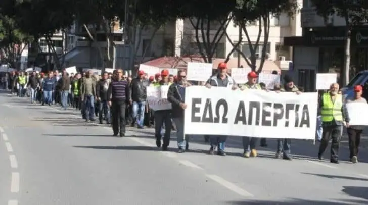 Προς 24ωρη προειδοποιητική απεργία στην οικοδομική βιομηχανία