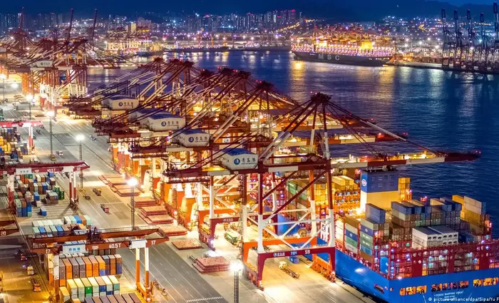 Νέα υποχώρηση των γερμανικών εξαγωγών τον Ιούλιο