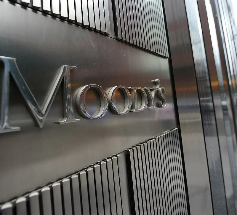 Moody’s: Πρόβλεψη για πόλεμο 4–6 εβδομάδων στη Μέση Ανατολή - Ποιες θα είναι οι επιπτώσεις