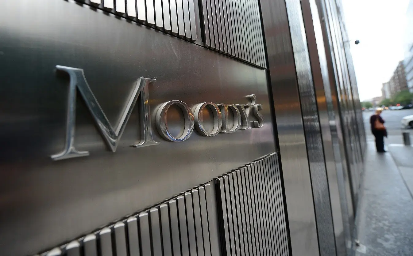 Moody’s: Πρόβλεψη για πόλεμο 4–6 εβδομάδων στη Μέση Ανατολή - Ποιες θα είναι οι επιπτώσεις