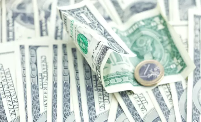 Ευρώ: Η ενεργειακή κρίση, λόγω Μέσης Ανατολής αποκαλύπτει τη μεγαλύτερη αδυναμία της Ευρώπης