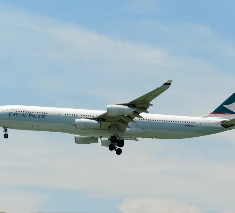 Ο πόλεμος στο Ιράν ευνοεί τις ασιατικές αεροπορικές εταιρείες – Άλμα 900% στα εισιτήρια