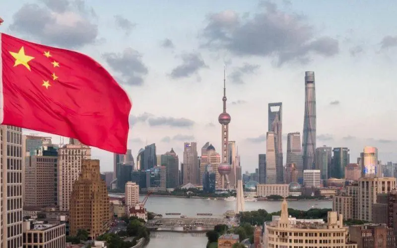 Κίνα: Μειώνει τον στόχο ανάπτυξης σε 4,5% έως 5%