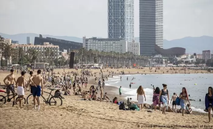 Ισπανία: Άλμα κατέγραψαν οι κρατήσεις αλλά ακόμα απέχουν από τα κανονικά επίπεδα