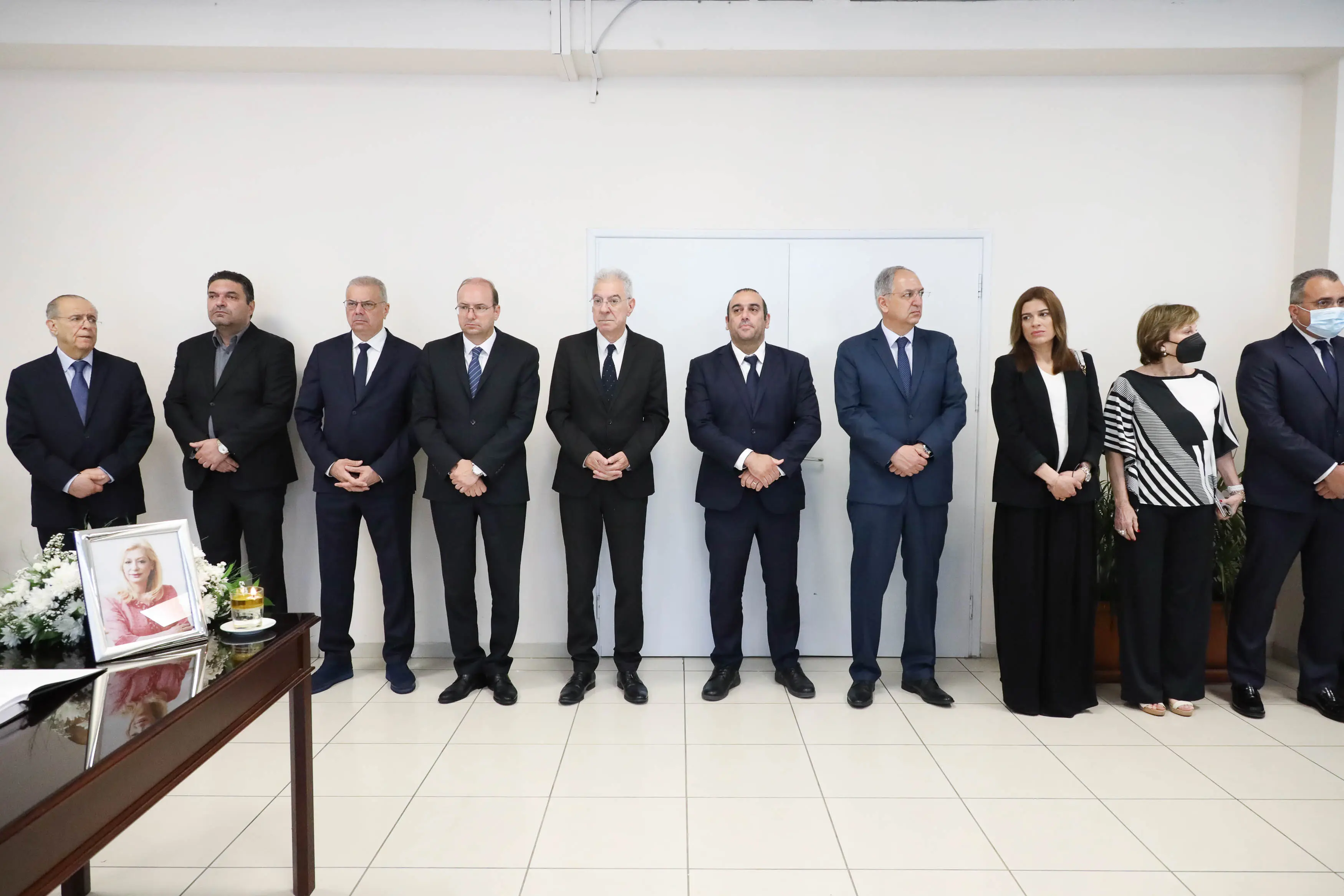 ΥΠΟΙΚ για Ζέτα: Έχασα μια φίλη-Μια αποτελεσματική συνεργάτιδα (vid)