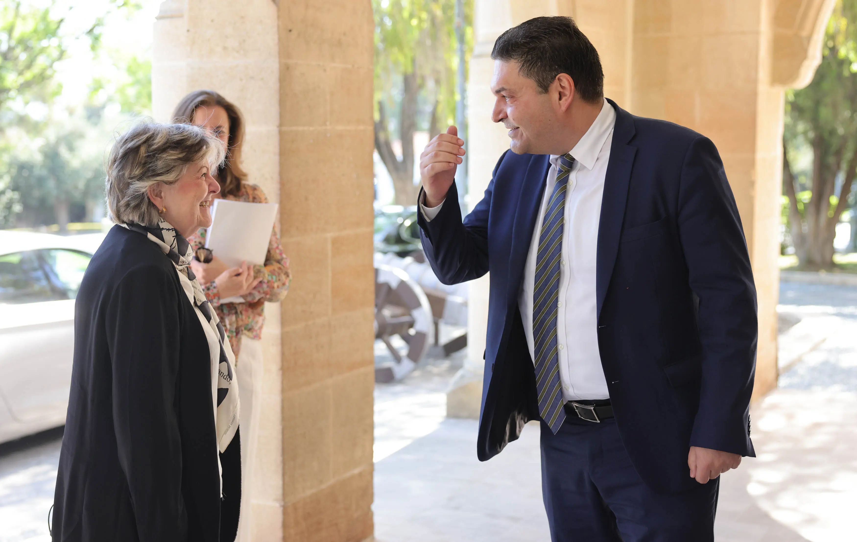 Ανακοινώνει επενδύσεις μέσω ταμείου συνοχής