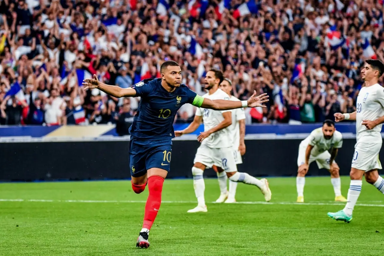 Κίλιαν Εμπαπέ: Αριθμοί που ζαλίζουν… Ο συνολικός πλούτος του επιθετικού της Ρεάλ