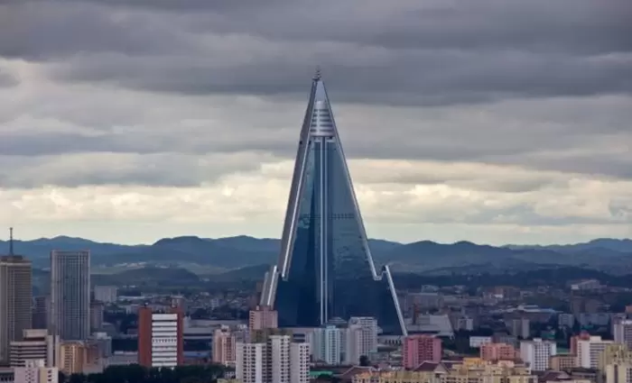 Αυτό είναι το ψηλότερο άδειο κτήριο στον κόσμο (vid)