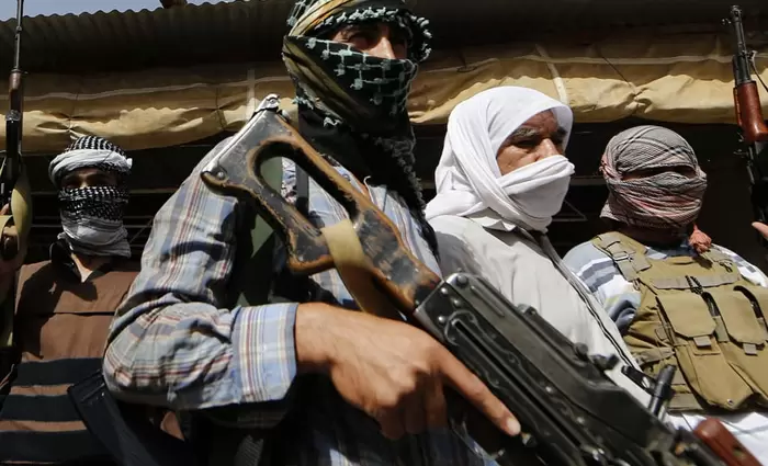 DW: Αυξάνονται οι φόβοι για βαθύτερη οικονομική κρίση στο Αφγανιστάν