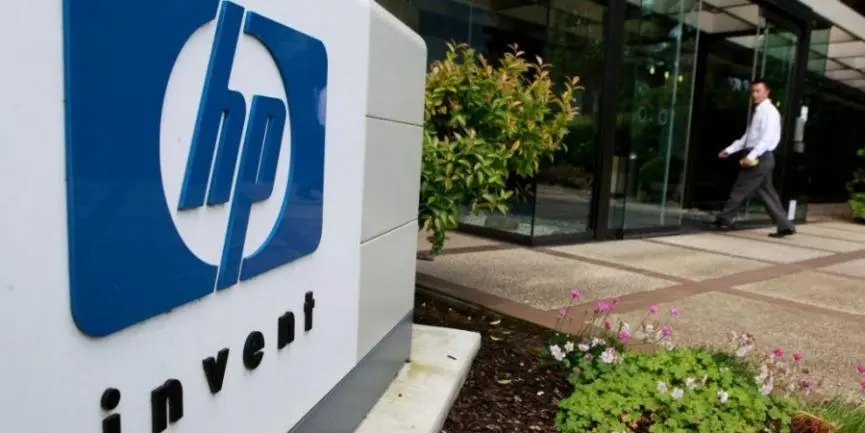 HP: «Βουτιά» για τη μετοχή μετά τη μείωση των εκτιμήσεων για τα κέρδη
