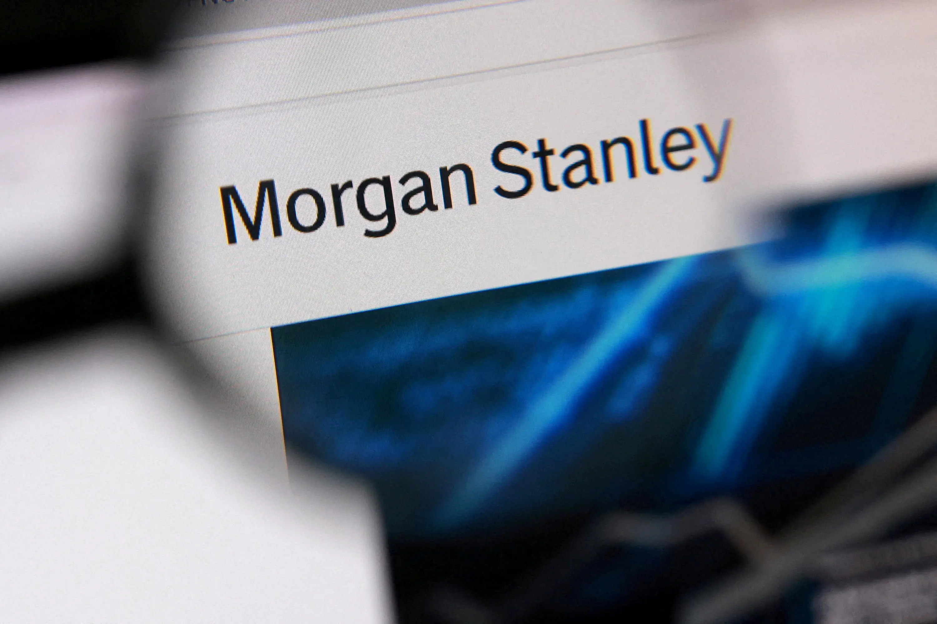 Wall Street: Η Morgan Stanley βλέπει στροφή από τις μετοχές chips στους AI hyperscalers