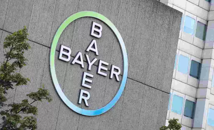 Κατρακυλάει η μετοχή της Bayer