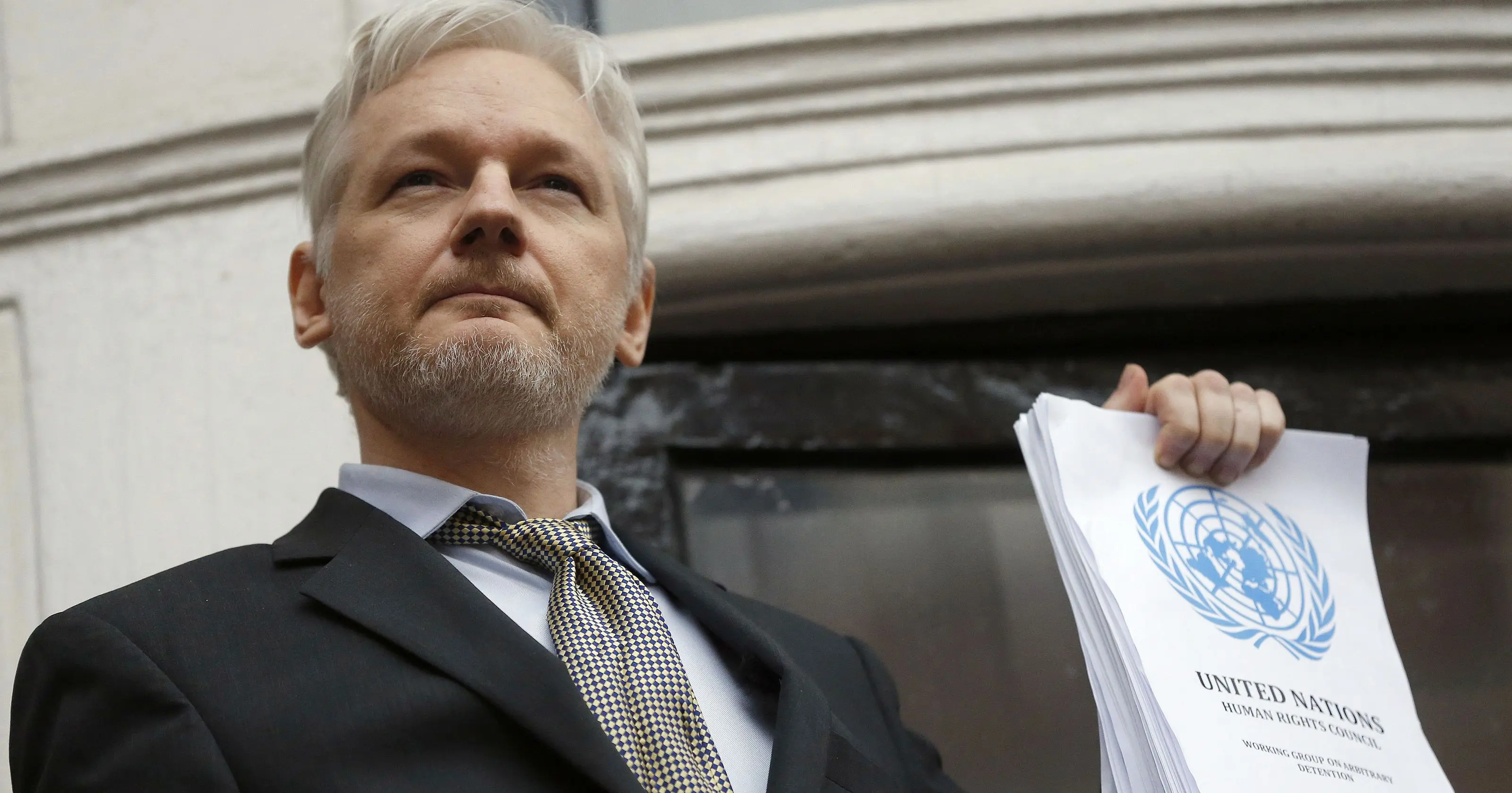 Συνελήφθη ο ιδρυτής του Wikileaks Τζούλιαν Ασάνζ (vid)