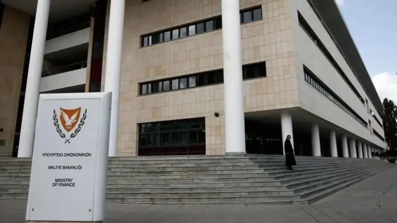 Συζητήσεις ΥΠΟΙΚ - Υπ. Εργασίας για το χρέος προς το Ταμείο Κοινωνικών Ασφαλίσεων