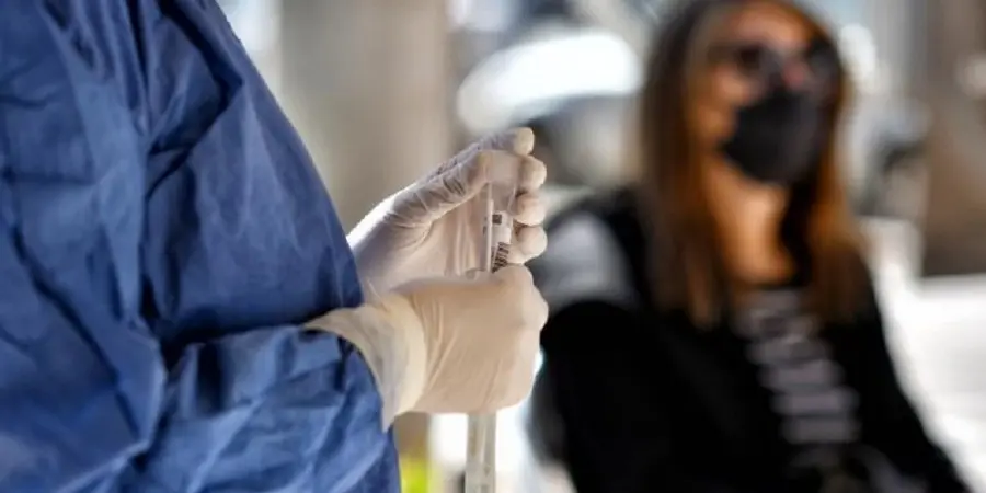 Δωρεάν διάθεση self-test απο 20 Δεκεμβρίου στα φαρμακεία