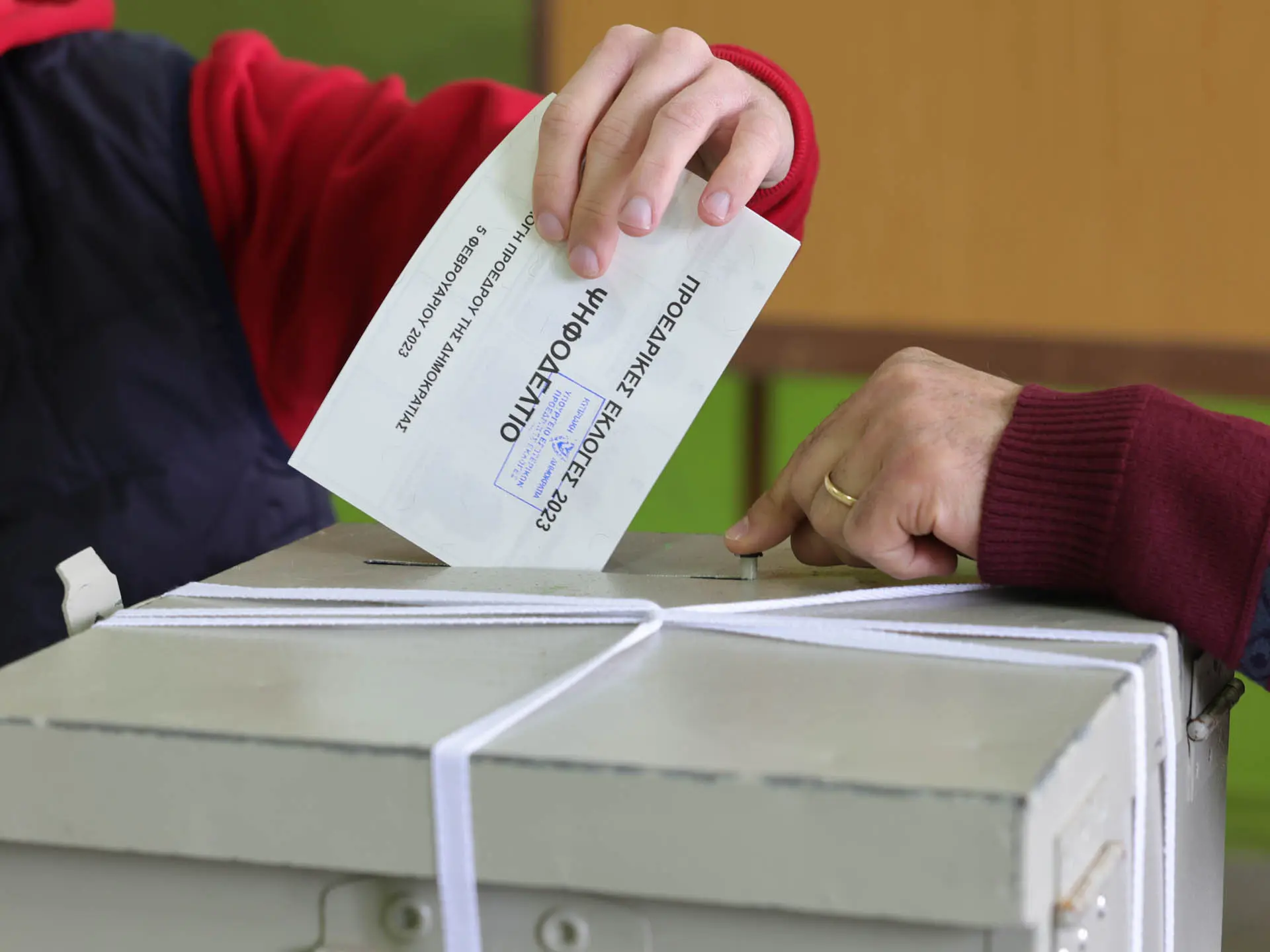 Στο 11,7% το ποσοστό συμμετοχής μέχρι τις 10.00 στα εκλογικά κέντρα