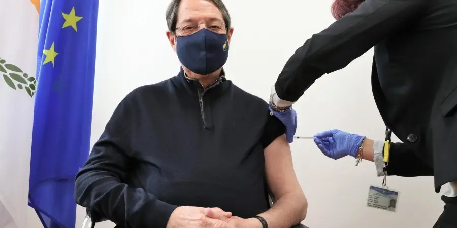 Εμβολιάστηκε ο Πρόεδρος Αναστασιάδης (ΒΙΝΤΕΟ)