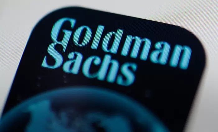 Η Goldman Sachs βλέπει μεγαλύτερες πιθανότητες για Brexit με συμφωνία