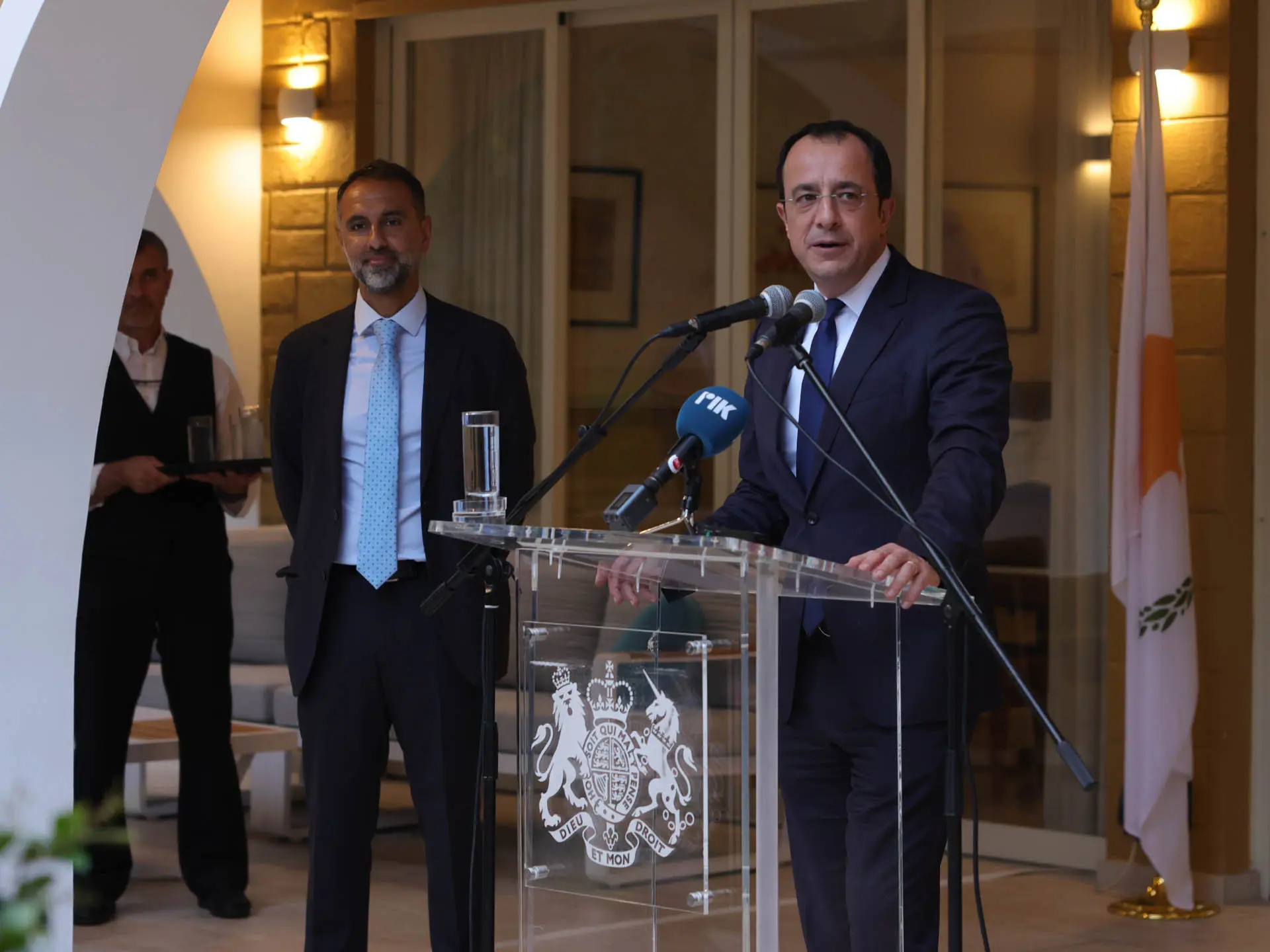 ΠτΔ: Προτεραιότητα της Κυβέρνησης η διασφάλιση της αξιοπιστίας της χώρας