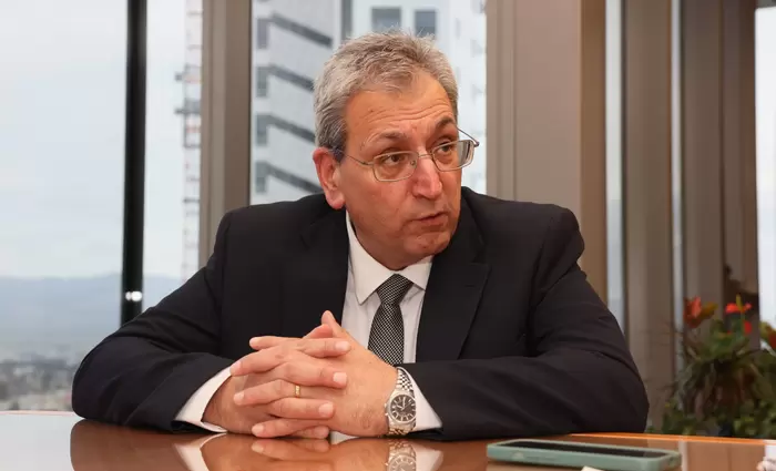 Από 5% έως 55% οι αυξήσεις στις συντάξεις, λέει ο Υπουργός Εργασίας
