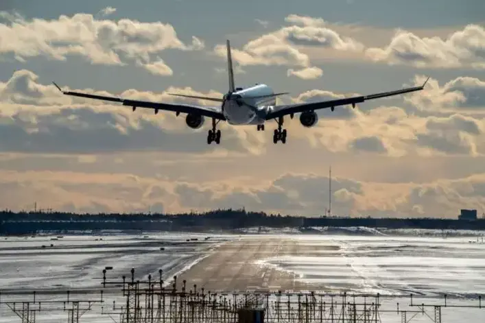 Ακυρώνονται σήμερα 29 πτήσεις από το αεροδόμιο Λάρνακας