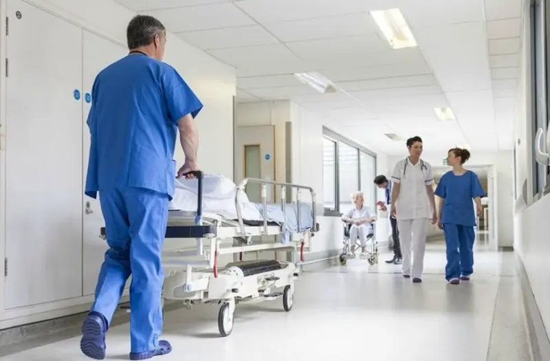 ΟΚΥπΥ: Σε ετοιμότητα τα δημόσια νοσοκομεία για διαχείριση κρίσης μαζικής έλευσης τραυματιών