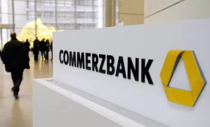 Commerzbank: Πώς θα πείσει τους μετόχους να απορρίψουν την πρόταση εξαγοράς €35 δισ. από την UniCredit