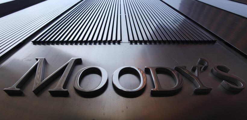 Moody’s: Η προστασία α’ κατοικίας στηρίζει τις τιτλοποιήσεις