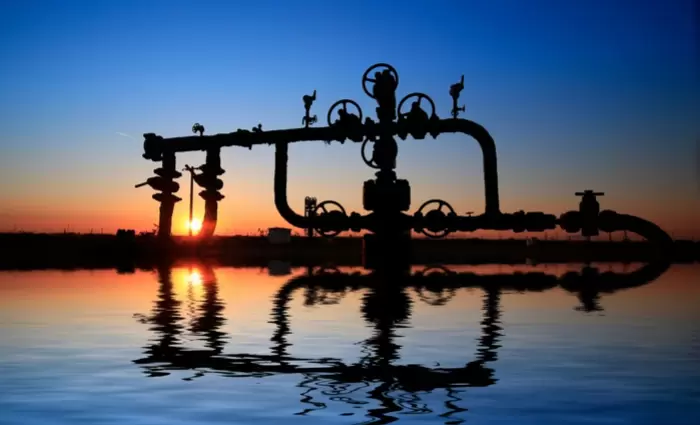 Ρωσικό πετρέλαιο: Σταθερές ροές παρά την απειλή Τραμπ για δασμούς στην Ινδία