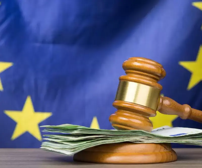 Παρατηρήσεις Κομισιόν (και) στην Κύπρο για ξέπλυμα και φορολογικές πληροφορίες