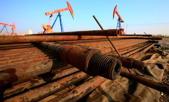 Πετρέλαιο: Ηνωμένα Αραβικά Εμιράτα και Κουβέιτ ξεκίνησαν μειώσεις στην παραγωγή