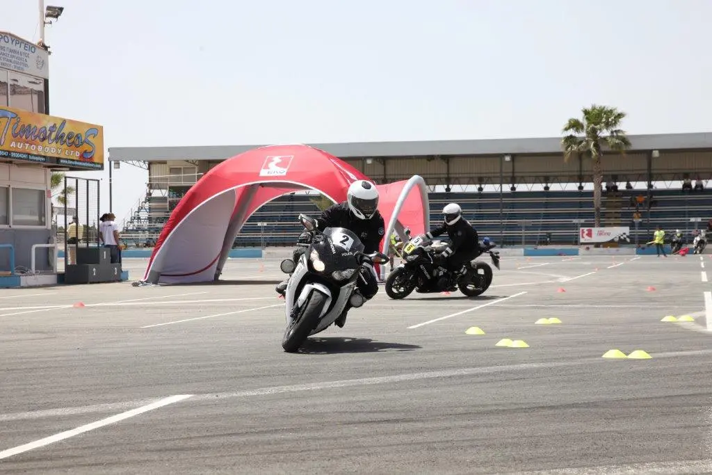 ΕΚΟ Safe Rider Club: Προνόμια και γνώσεις για τους λάτρεις της μοτοσικλέτας