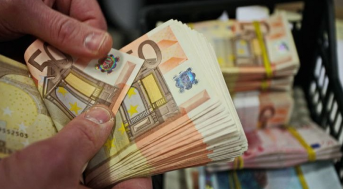 Πάνω από €300 εκατ. νέα δάνεια έδωσαν οι κυπριακές τράπεζες τον Απρίλιο