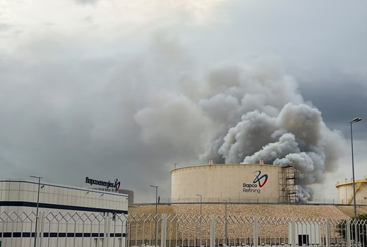 Μπαχρέιν: Σε κατάσταση «ανωτέρας βίας» η Bapco Energies μετά από επίθεση στο διυλιστήριο