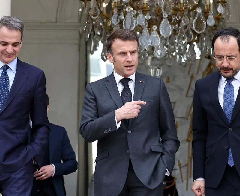 Στην Κύπρο Μακρόν και Μητσοτάκης - Συνάντηση με Χριστοδουλίδη στην Πάφο