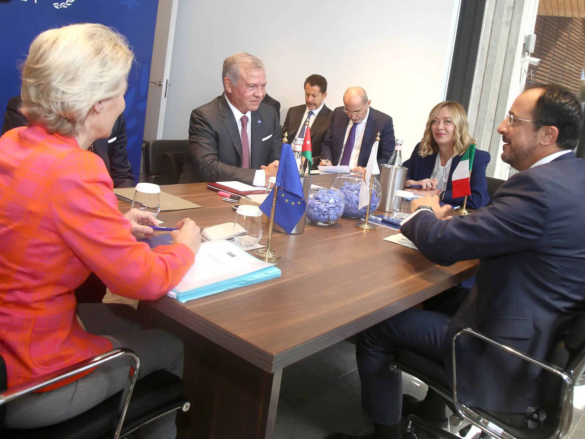 Μεταναστευτικές ροές στο επίκεντρο συζήτησης ΠτΔ με von der Leyen, Meloni και Βασιλιά Ιορδανίας