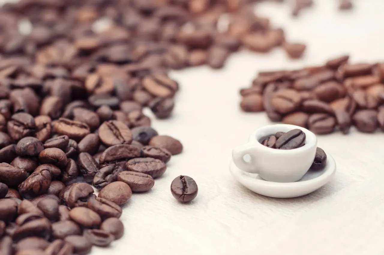 Σοκ στην αγορά καφέ: Ο Arabica ξεπερνά τα $4 - Τι σημαίνει για τους καταναλωτές