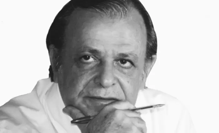 98. Σενέρ Λεβέντ, Δημοσιογράφος